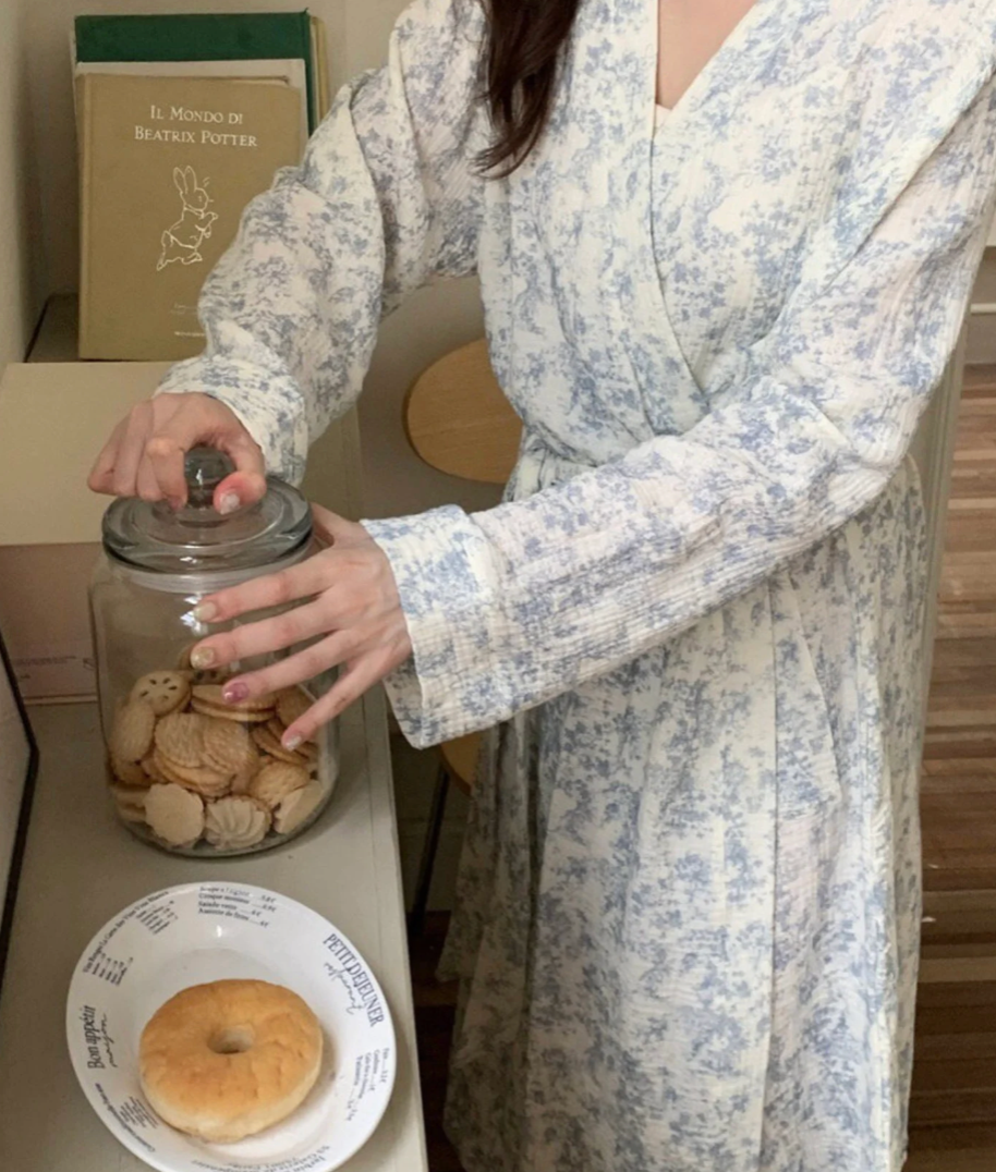 Muslin Toile De Jouy Comfy Robe