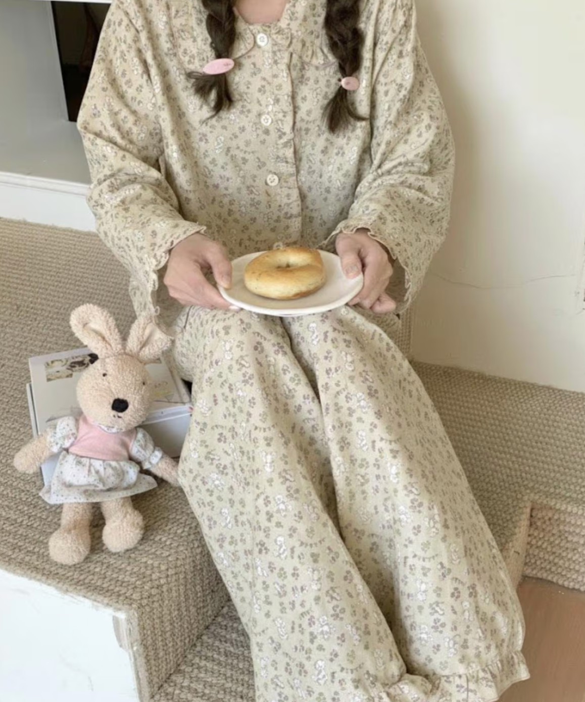 Flower and Bear Print Pajamas