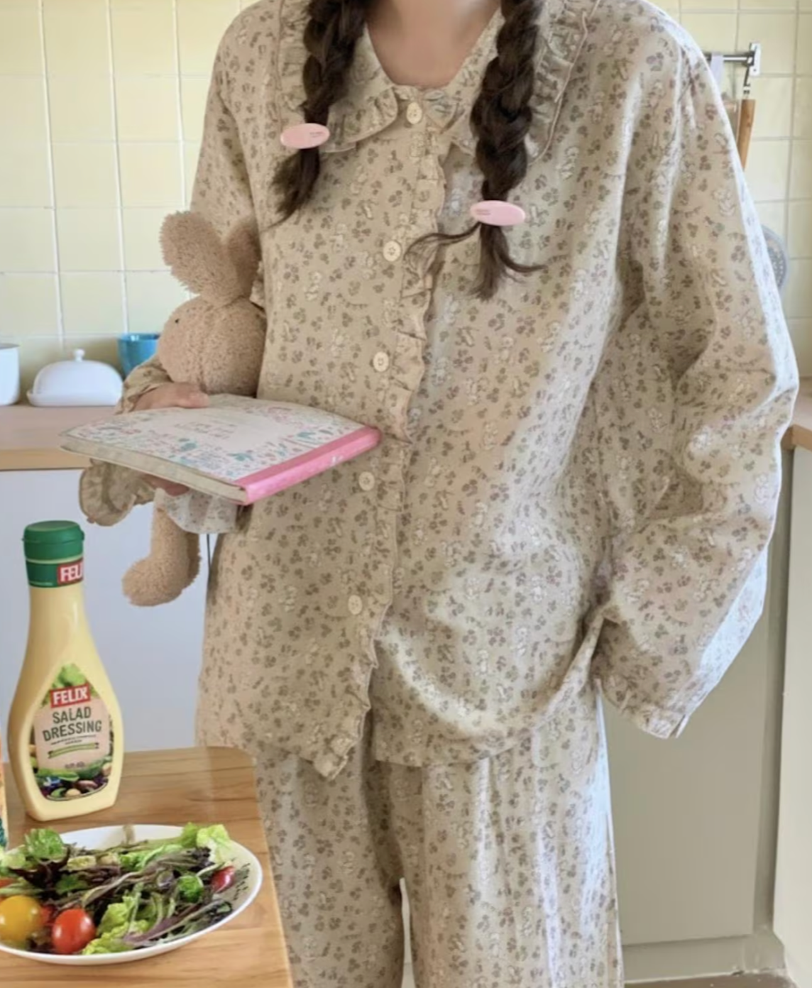 Flower and Bear Print Pajamas