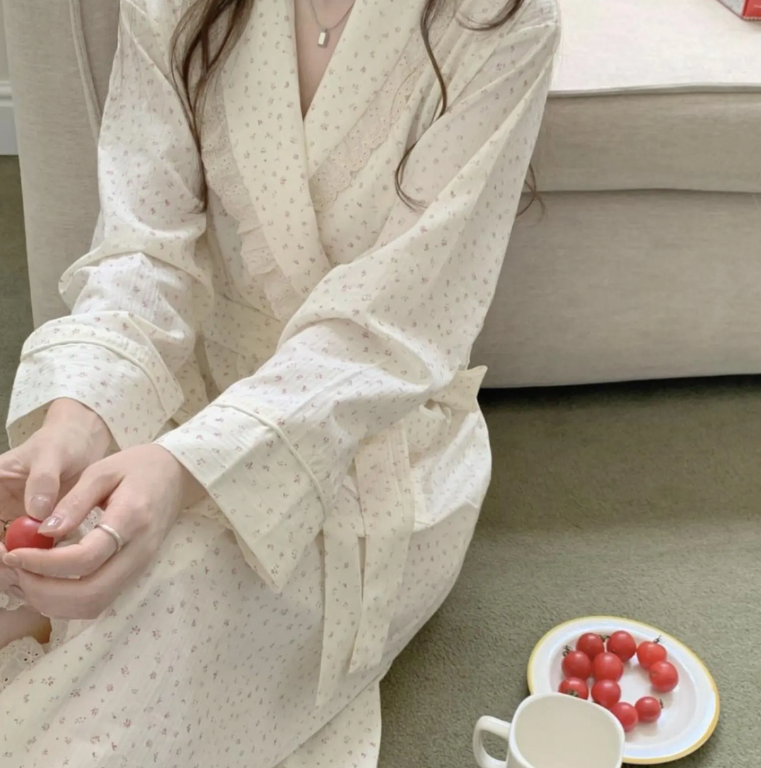 Cotton Lace Lounge Robe