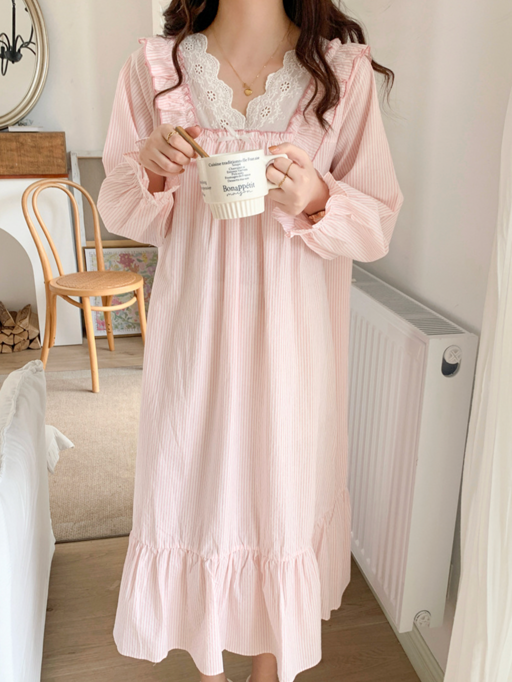 Romantic Lace Ruffle Long Nightgown